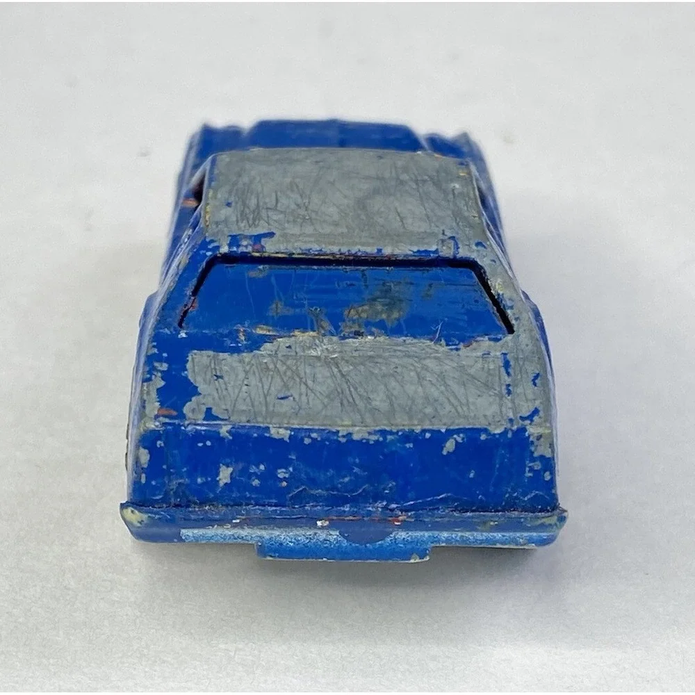 Hot Wheels Redline 1974 Lowdown Monte Carlo Stocker Flying Colors Hong‎ Kong